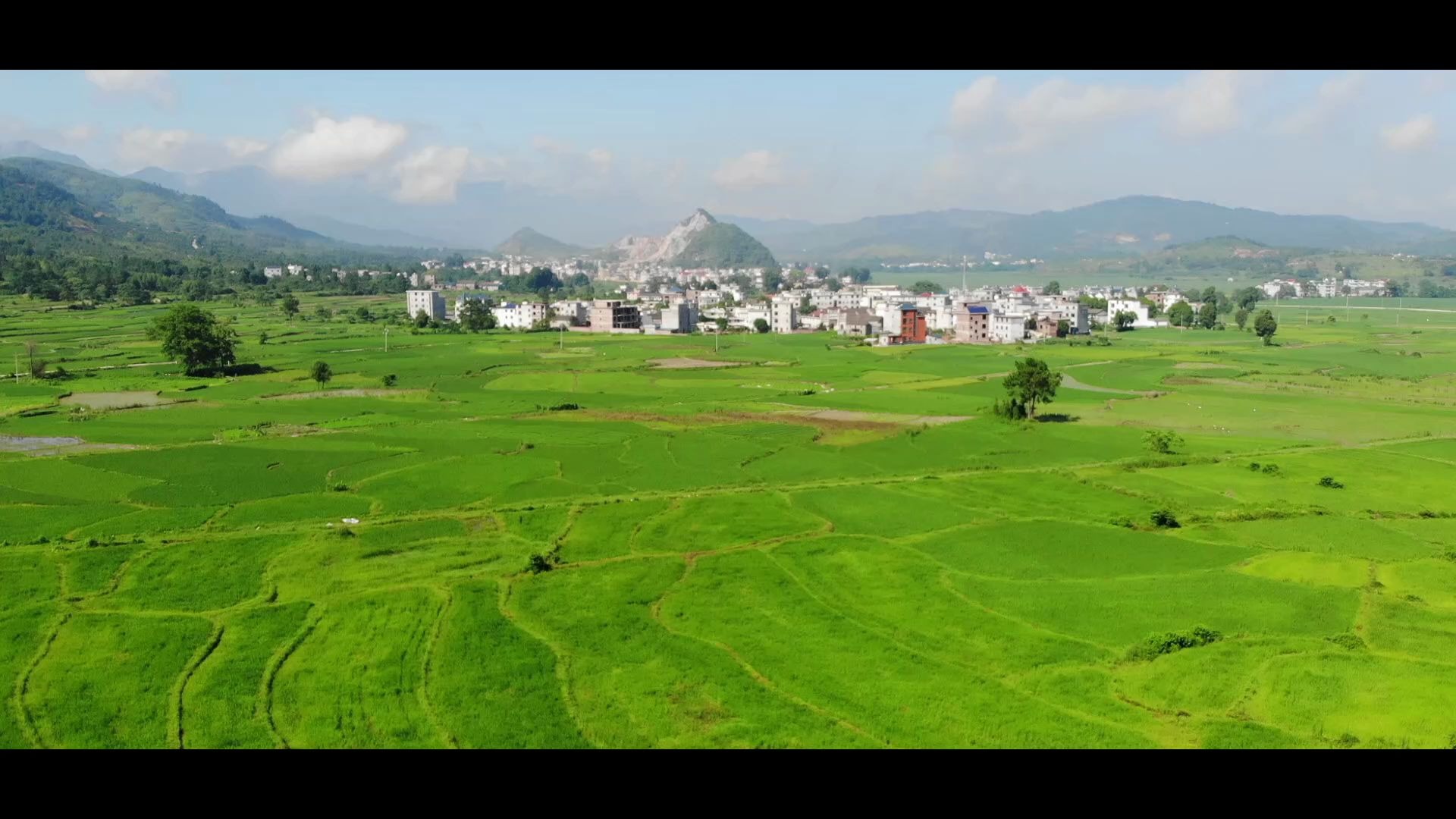 大疆mavicair航拍永新县石桥镇荷塘村