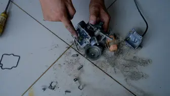 搬 Samodel 从零开始的小型摩托车9化油器的安装 首次启动 4p 哔哩哔哩 Bilibili