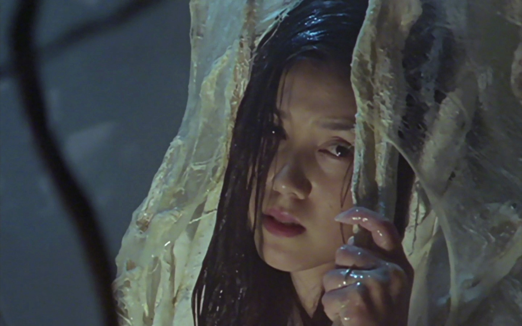 盖亚奥特曼,梶尾队长和律子终成眷属