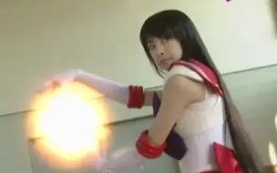 Descargar video: 【美少女战士】小丽不敌妖魔，公主登场然，而她的身份却被暴露了