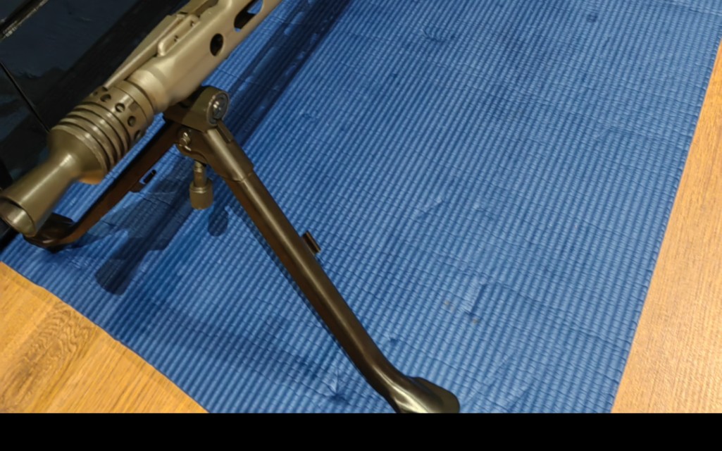 g&g mg42 airsoft 玩具枪,英国自家收藏,当地合法拍摄