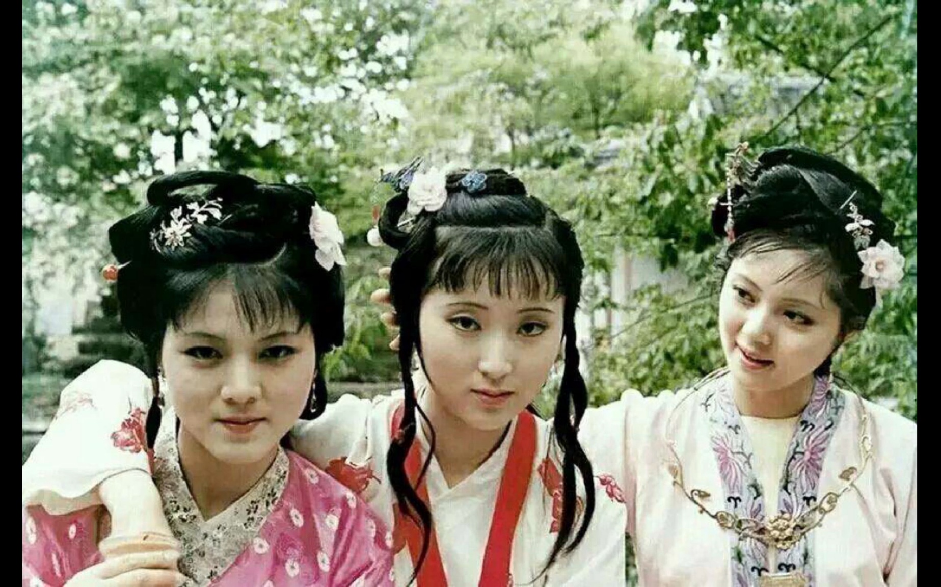 红楼梦第二十一回贤袭人娇嗔箴宝玉俏平儿软语救贾琏