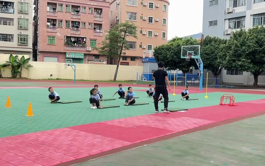 f小学周辉耀东莞市厚街卓恩小学