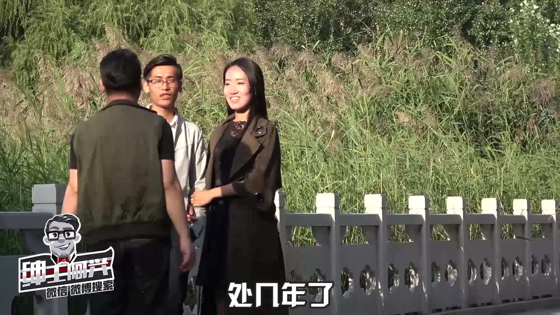 [图]谈婚色变？小伙跪地求婚 女友当街怒批无房无车