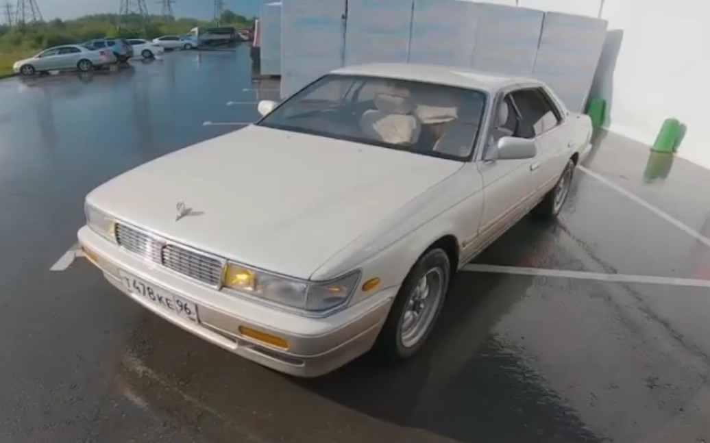 1991款 日产 laurel桂冠 c33 2.