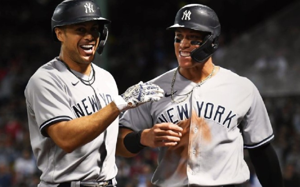 mlb扬基棒球队球员在第一个打席就点燃场内气氛的精彩集锦.