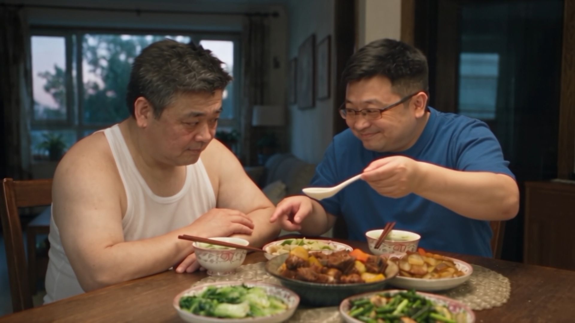 吃饭吃饭...