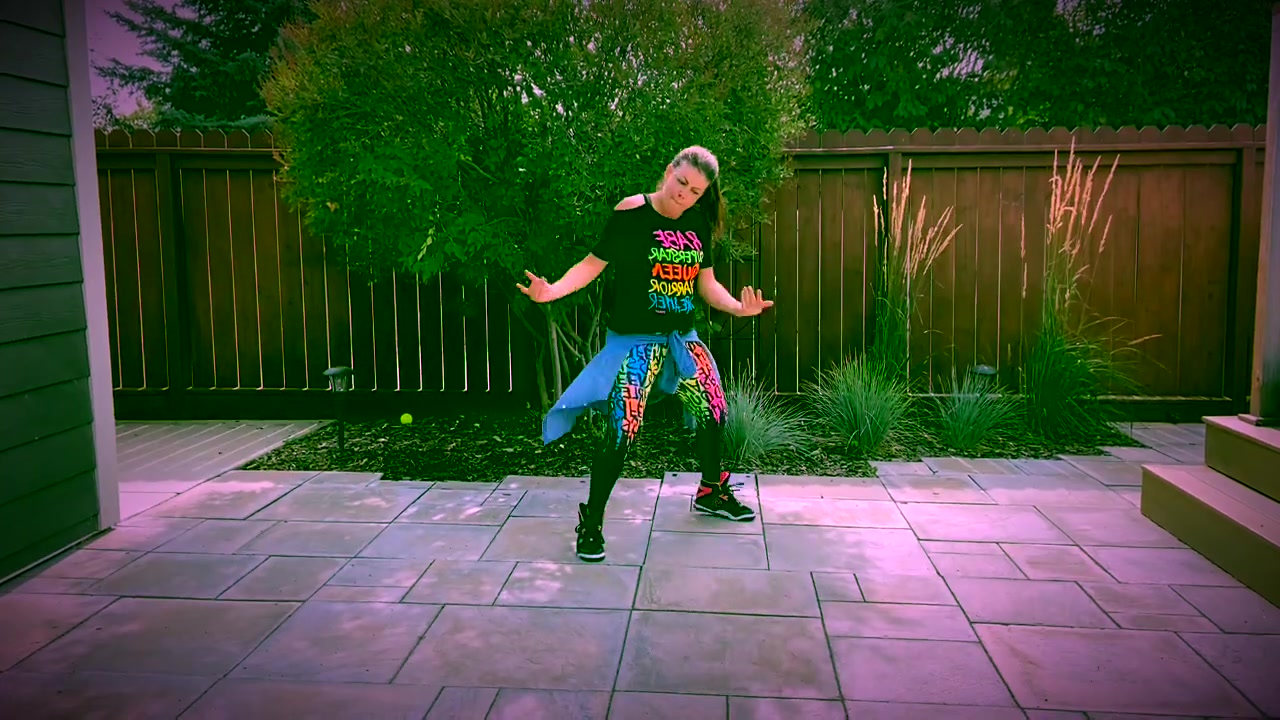 最新最in的zumba尊巴健身舞蹈 8分钟zumba尊巴课堂开场热舞dj dani