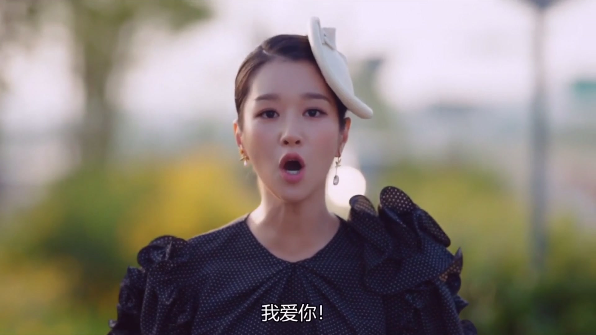 虽然是精神病但没关系暴躁魔女怒吼高文英太搞笑