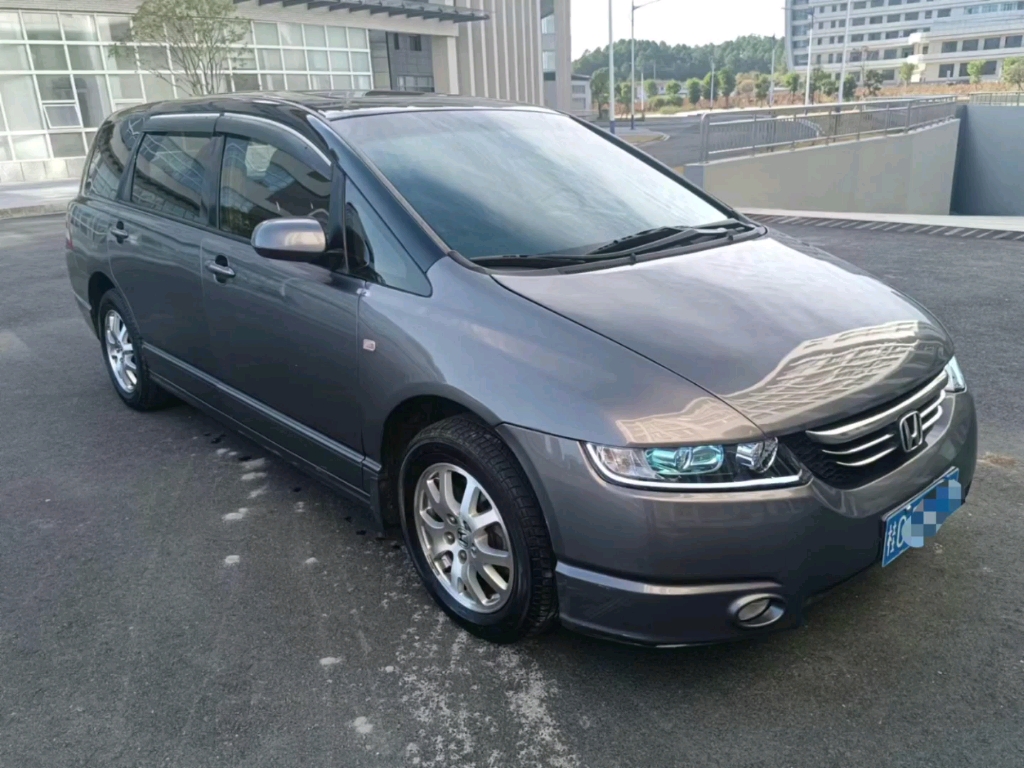 06年3月上牌本田奥德赛,7座,日系车,品质没得说,三大件都没问题,现在2