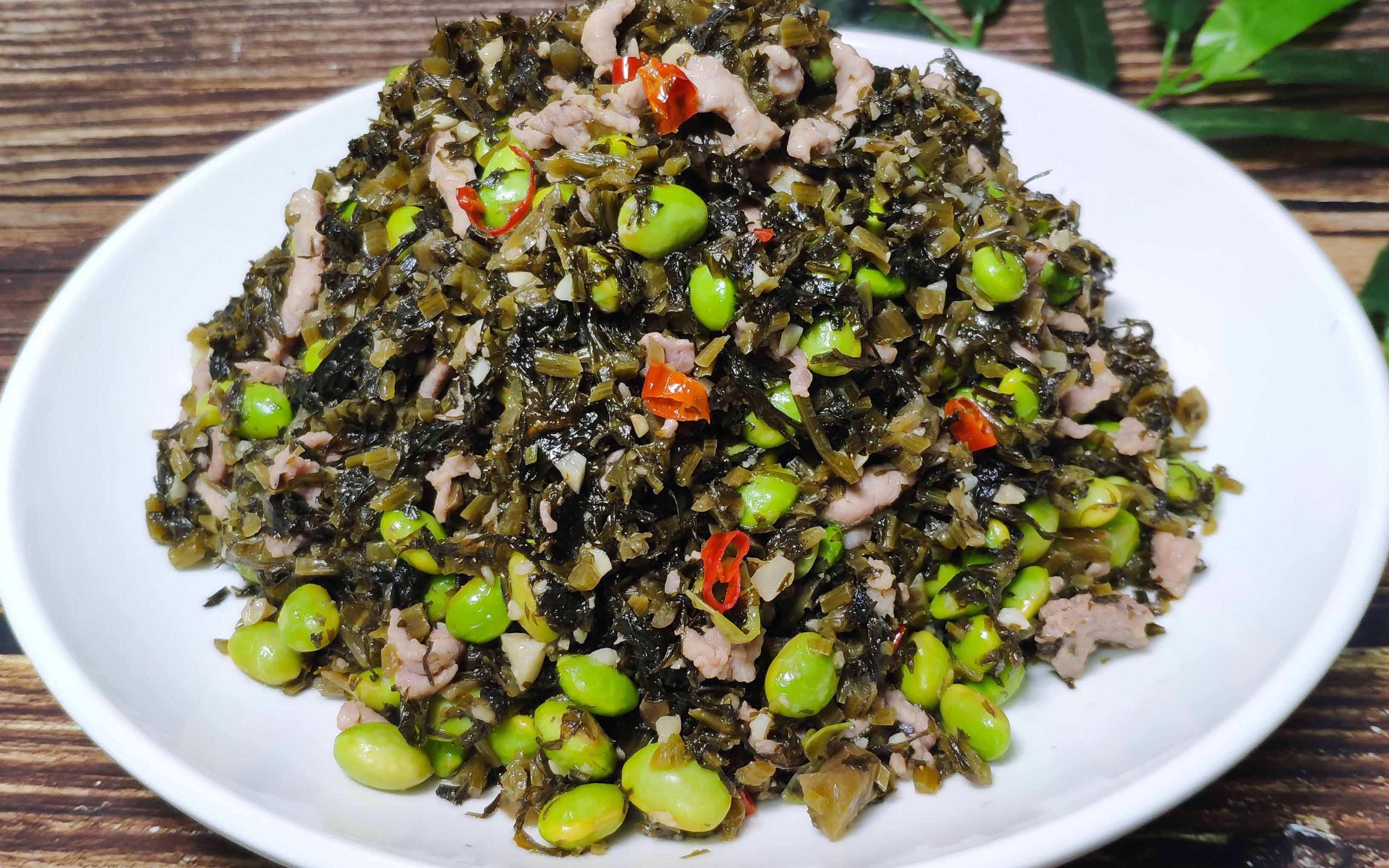 雪菜肉丝万万不可直接下锅炒,记得多做这一步,肉丝嫩滑超下饭