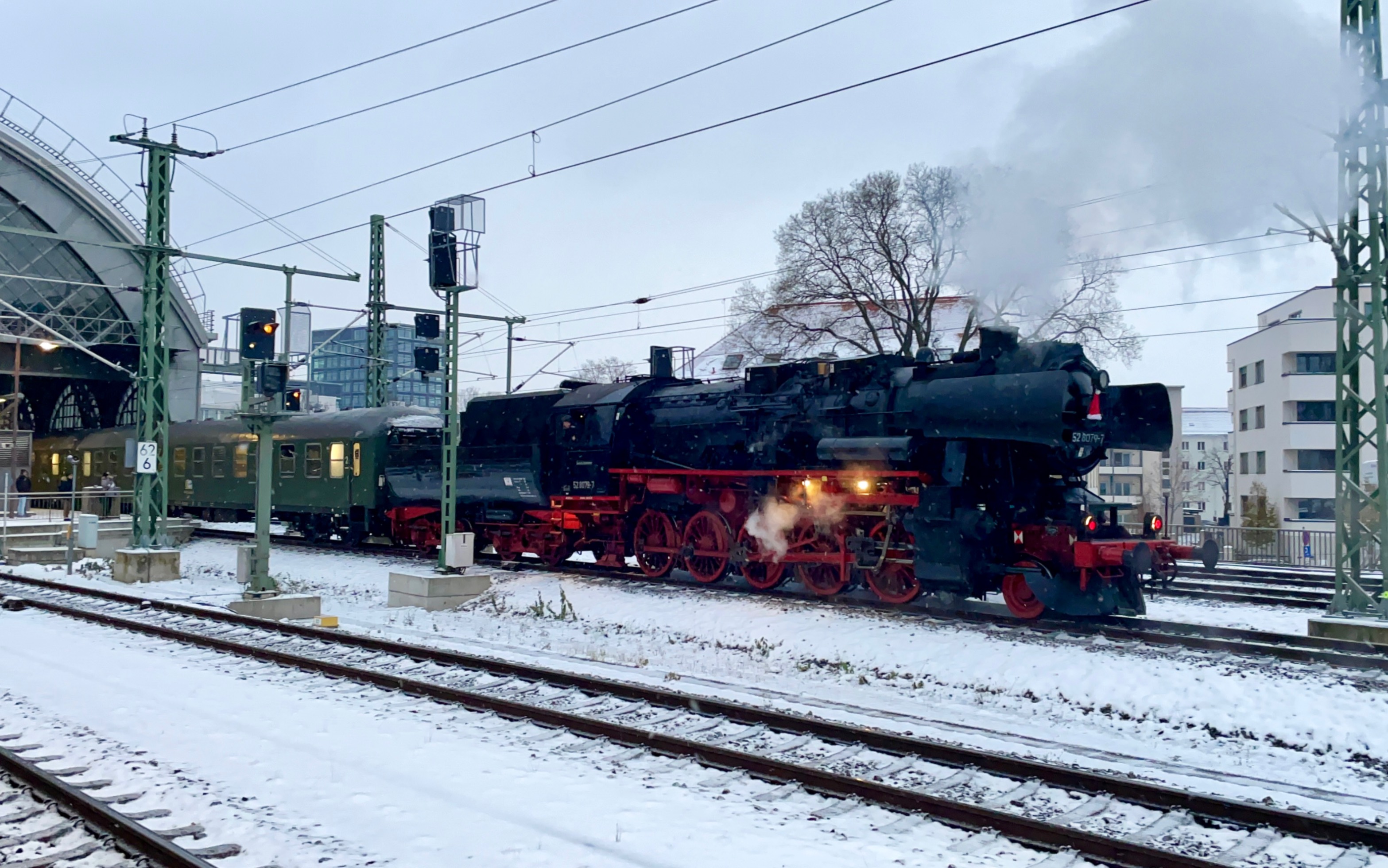 德累斯顿圣诞专列启程啦Dresden Weihnachtsonderfahrt mit Dampflokomotive哔哩哔哩bilibili