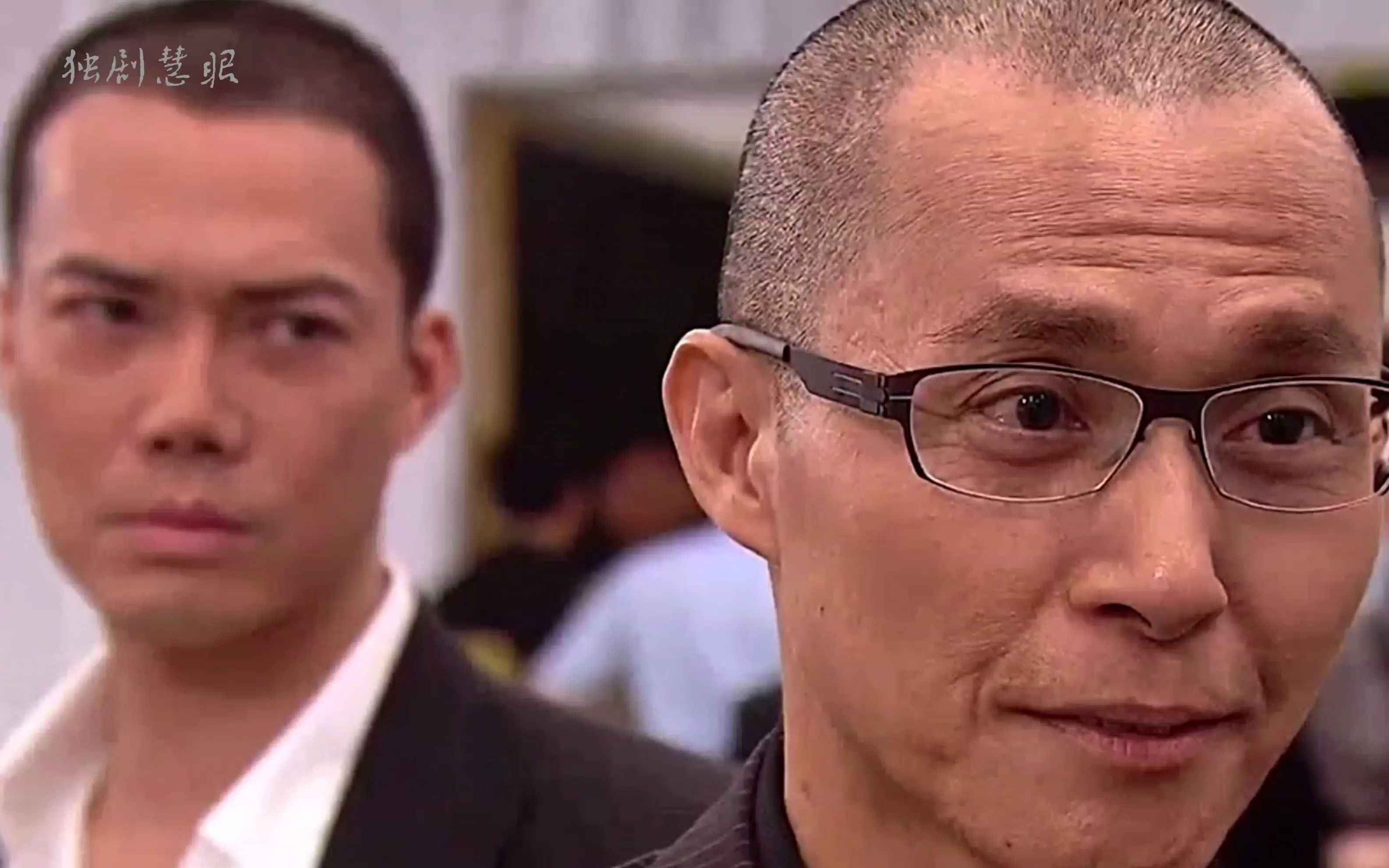 【独剧慧眼】潜行狙击第十集:笑面坐馆莫一烈现身,跛co瞒天过海获信任