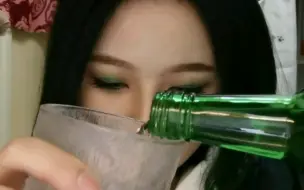 女大学生酒精上头实录