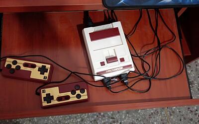 童年红白机开箱试玩满满回忆