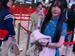 Download Video: 中华娘冯思佳，这打扮太适合小北了，漂亮，哇塞！ #冯思佳 #SNH48 #女团