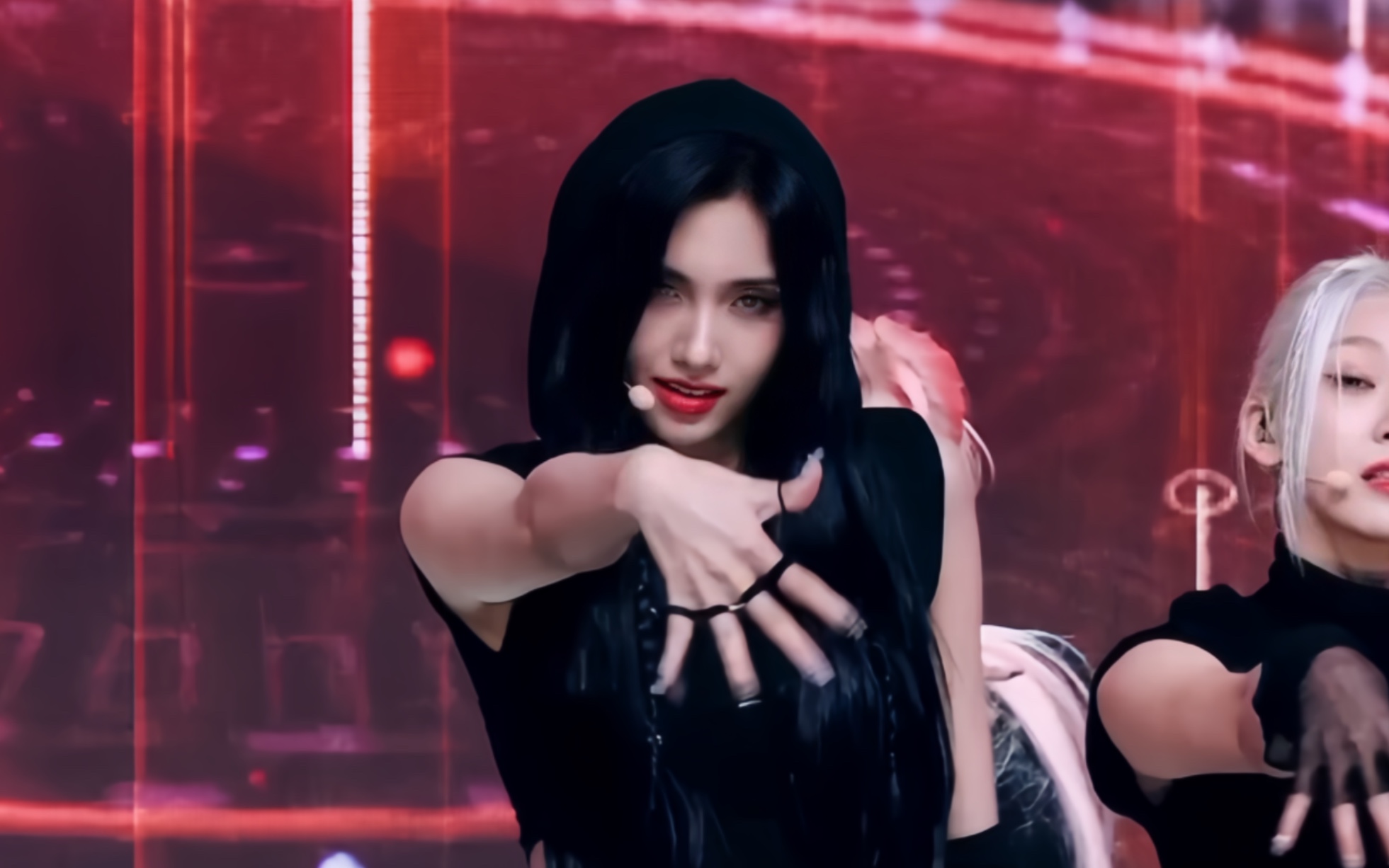 【everglow】《slay》aisha 直拍 mcd 打歌首舞台