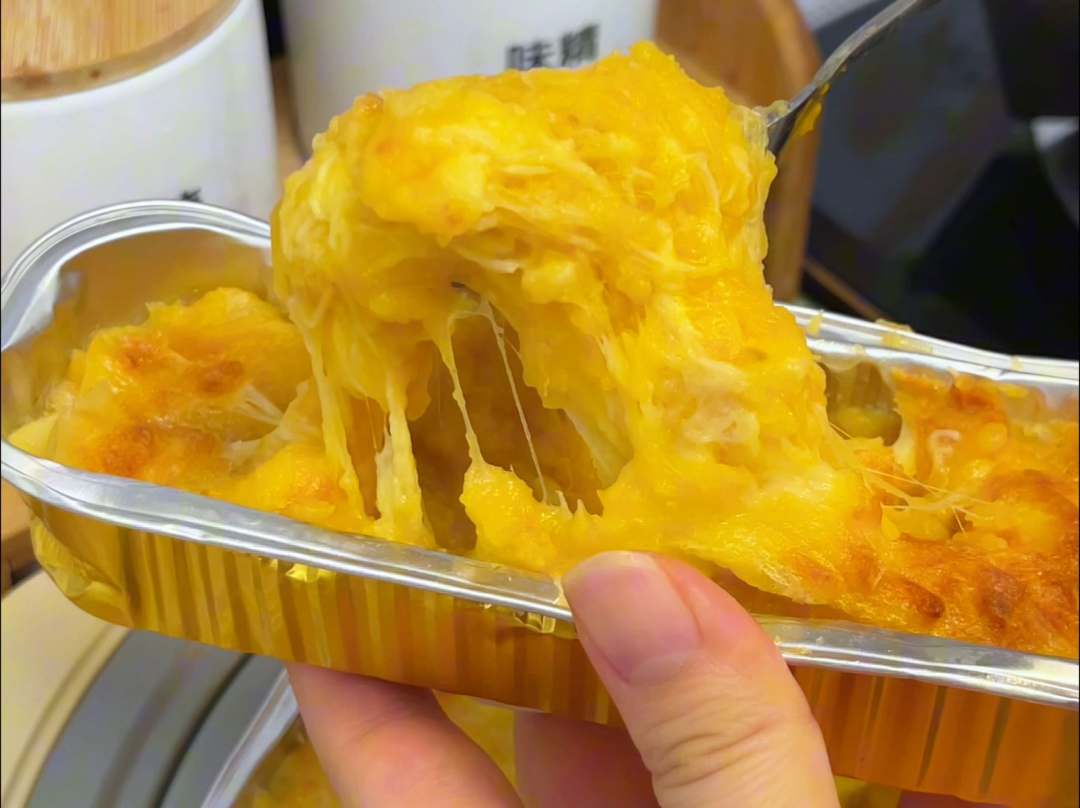 芝士焗红薯 家里有小朋友都可以安排上,这个比外面还要好吃!