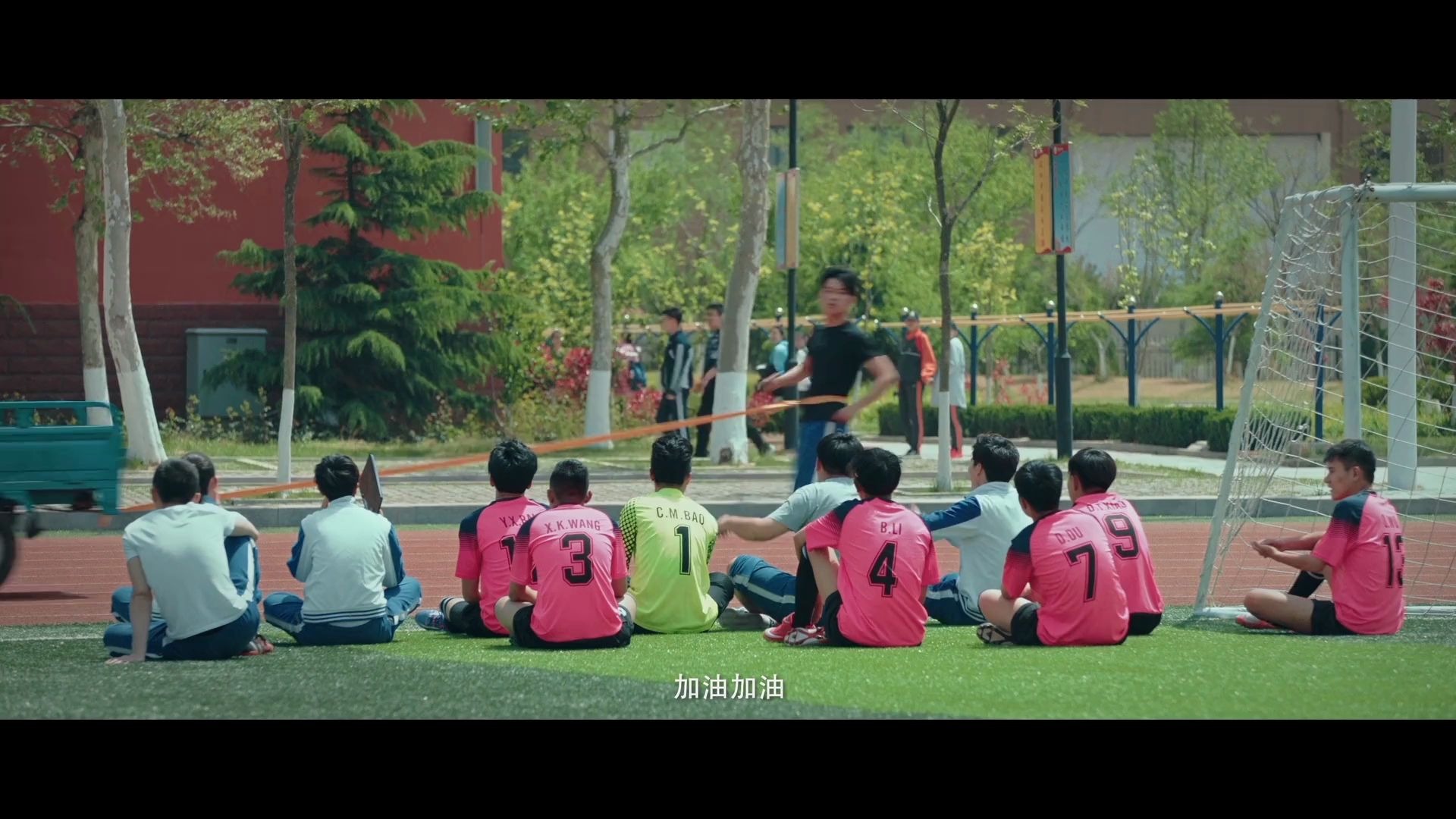 龙之少年电影连载20姚大海通过足球交到朋友成为自律达人