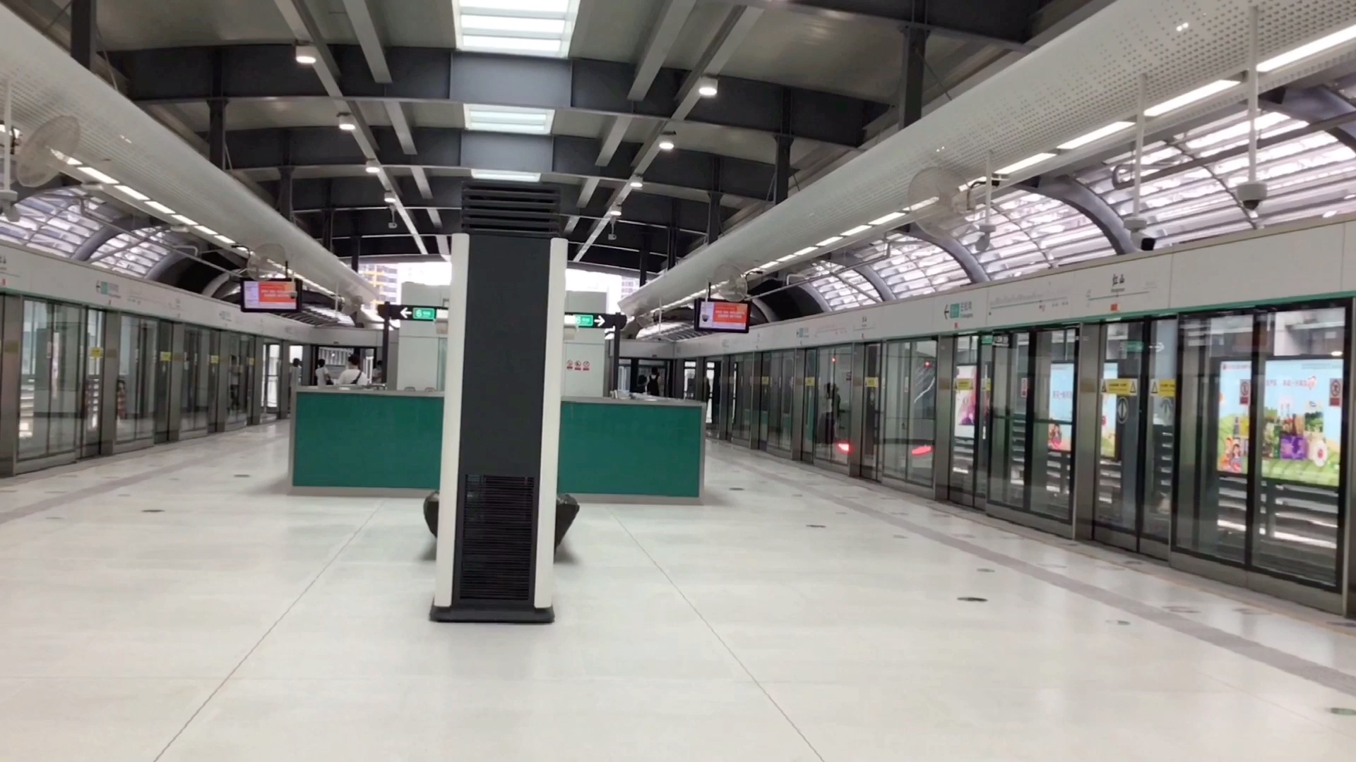 实验作地铁音mad6号线