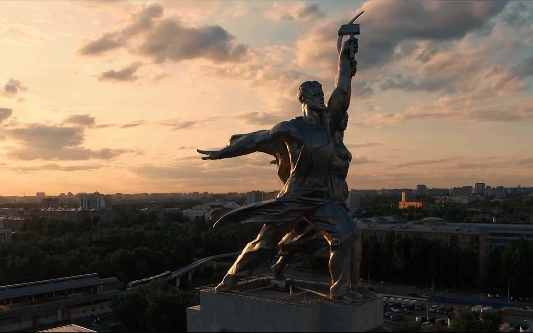 精苏泪目:神圣的战争