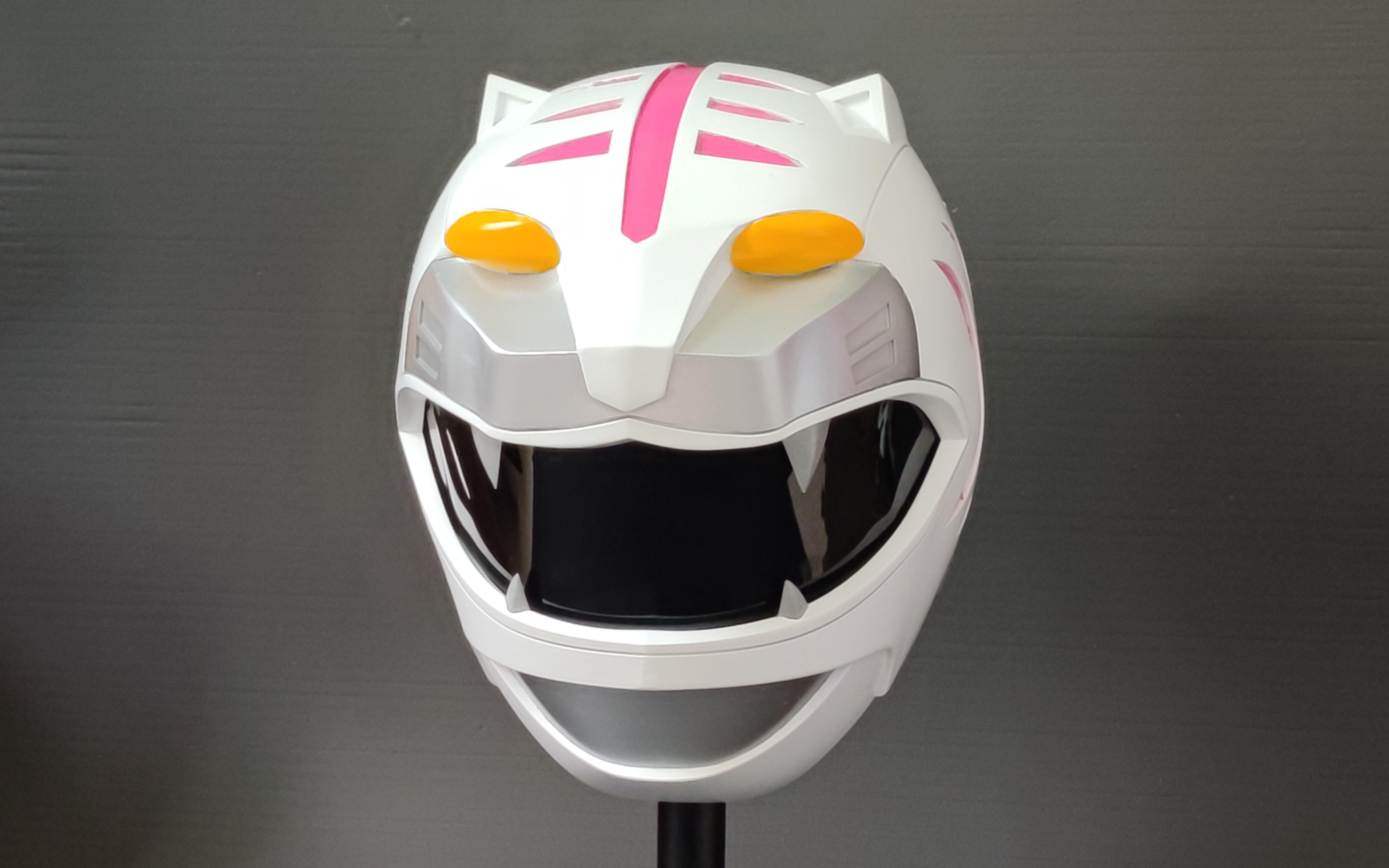 华丽的白虎 牙吠白 特摄道具头盔 百兽战队牙吠连者_哔哩哔哩_bili