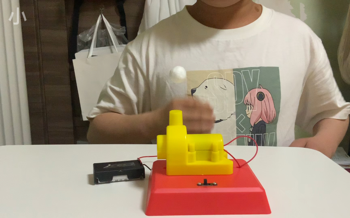 小学生的科学逝验:伯努利原理实践