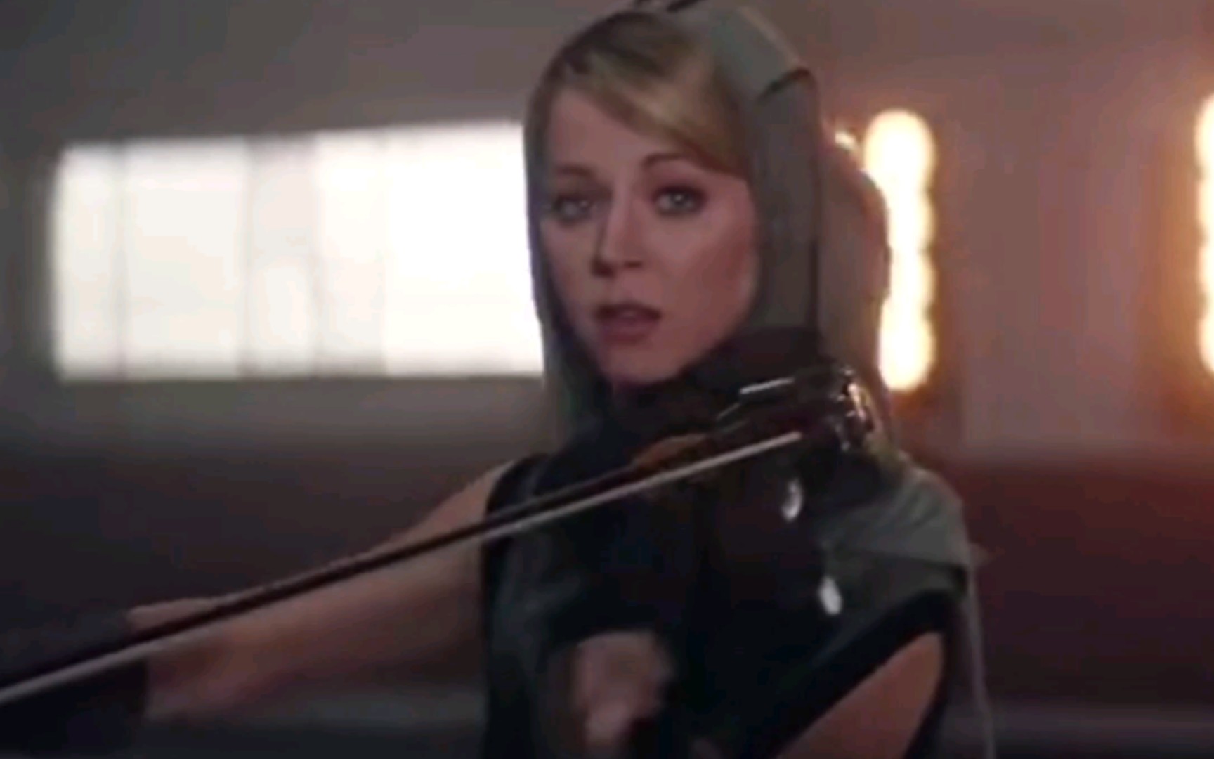 [图]Lindsey Stirling 《Lose you now》