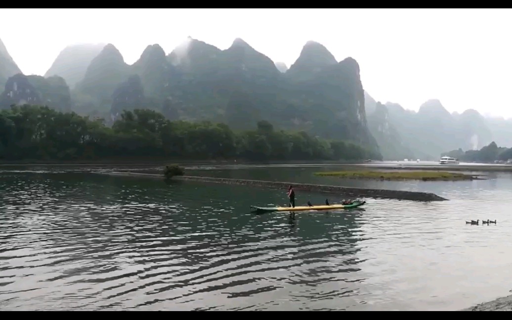 为什么说桂林山水甲天下?小伙实拍游玩桂林冠岩景区,终于找到了想要的答案哔哩哔哩bilibili