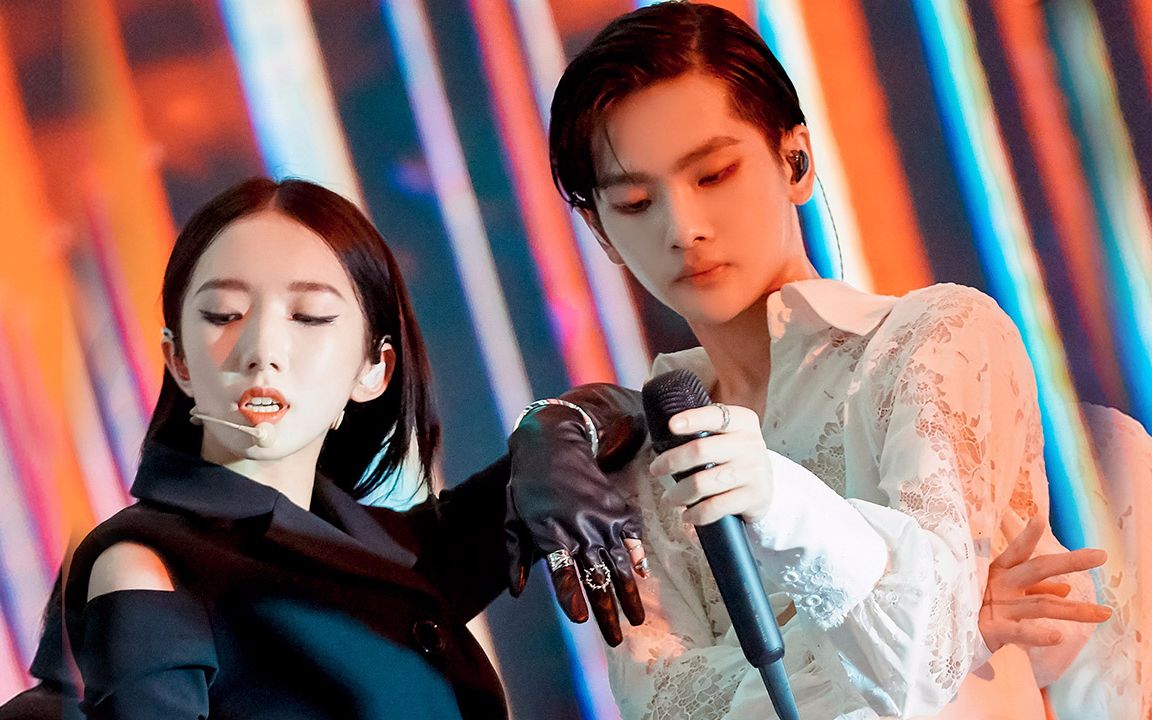 创造营2020:前方回忆杀!孟美岐周震南合跳主题曲,画面太美