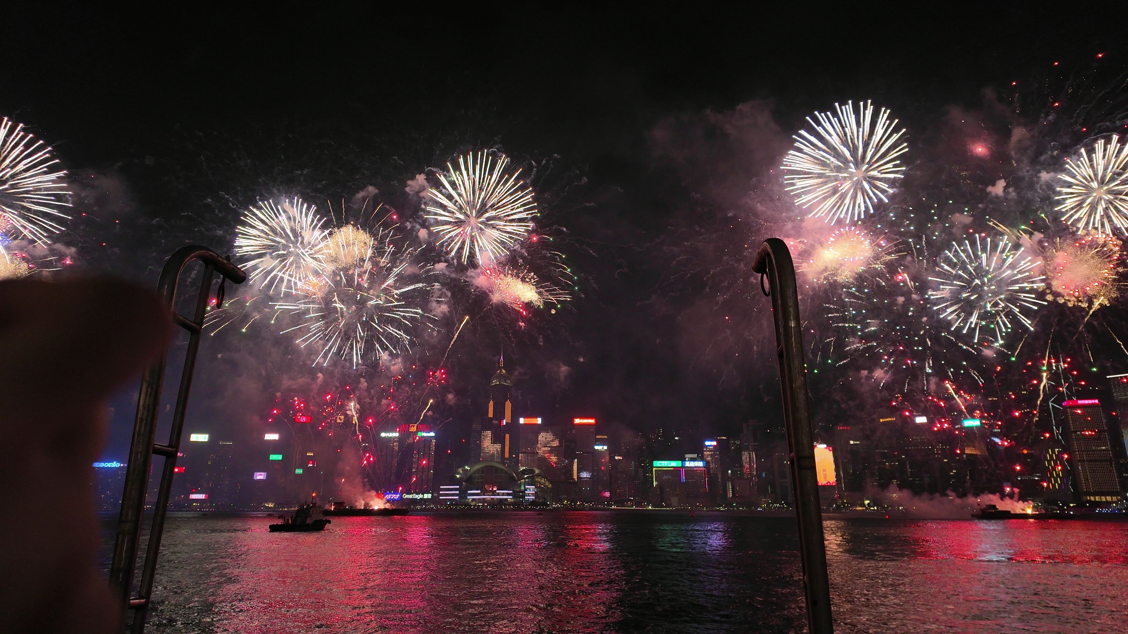 香港维多利亚港烟火