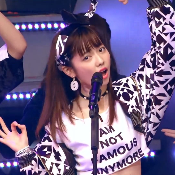 AKB48 渡辺麻友 生写真 ヘビーローテーション GIVE ME FIVE Amazon.co