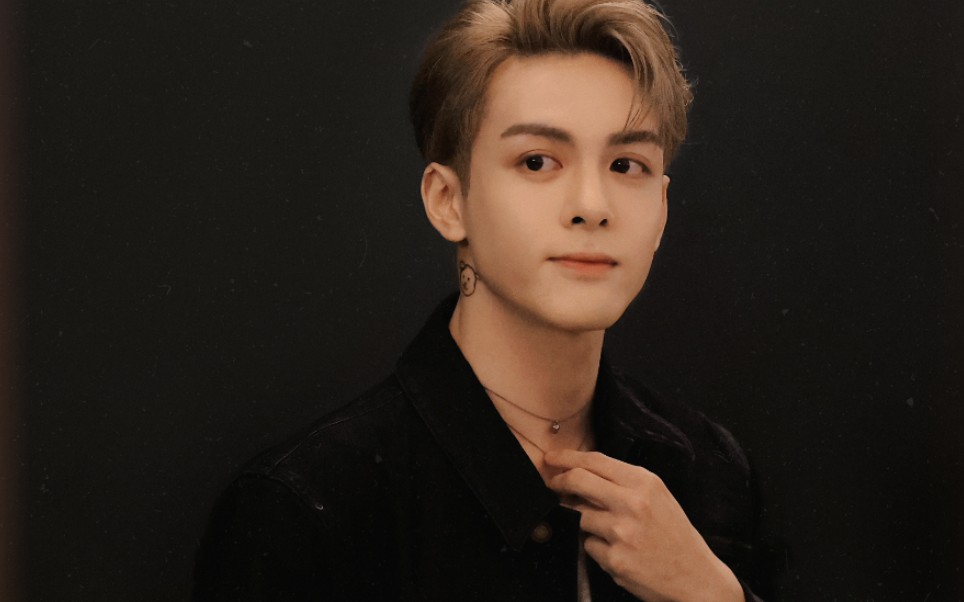 [曾舜晞] above us only sky.