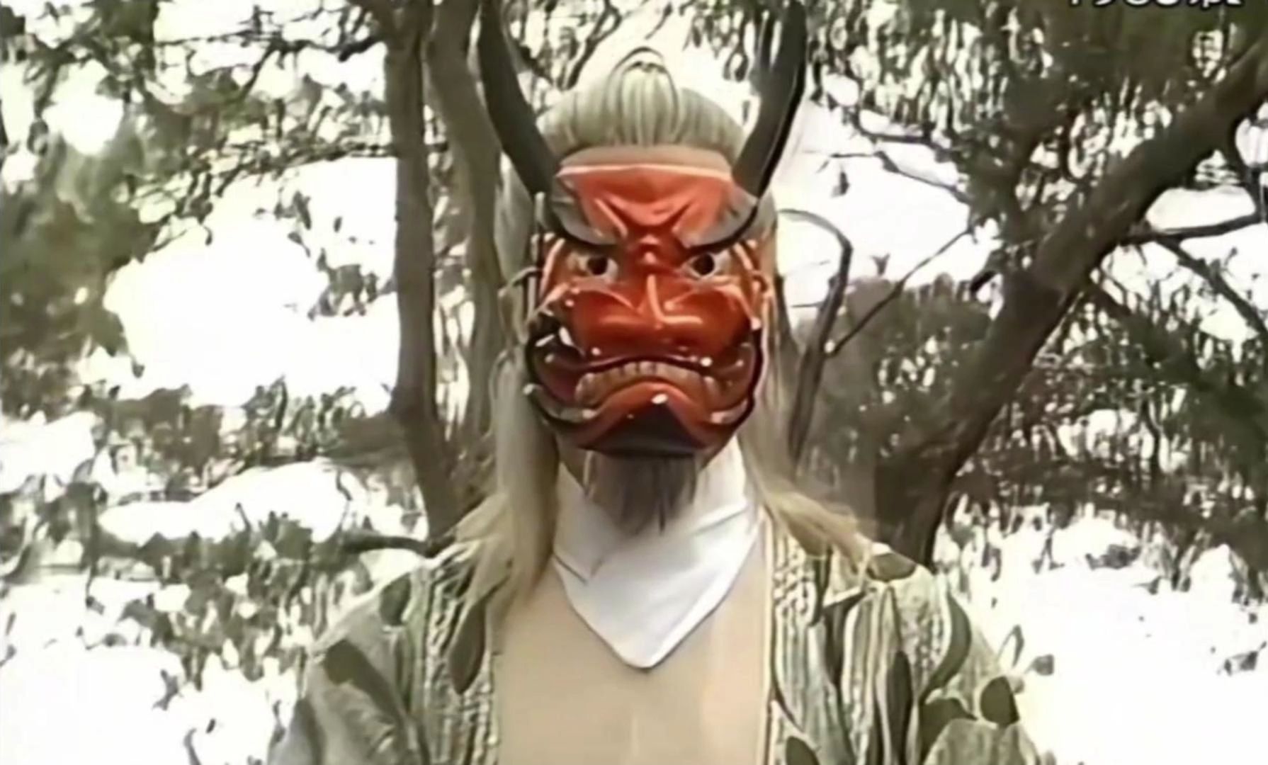 以前的黄药师摘面具对比现在的:以前的潇洒霸气,现在的帅气逼人