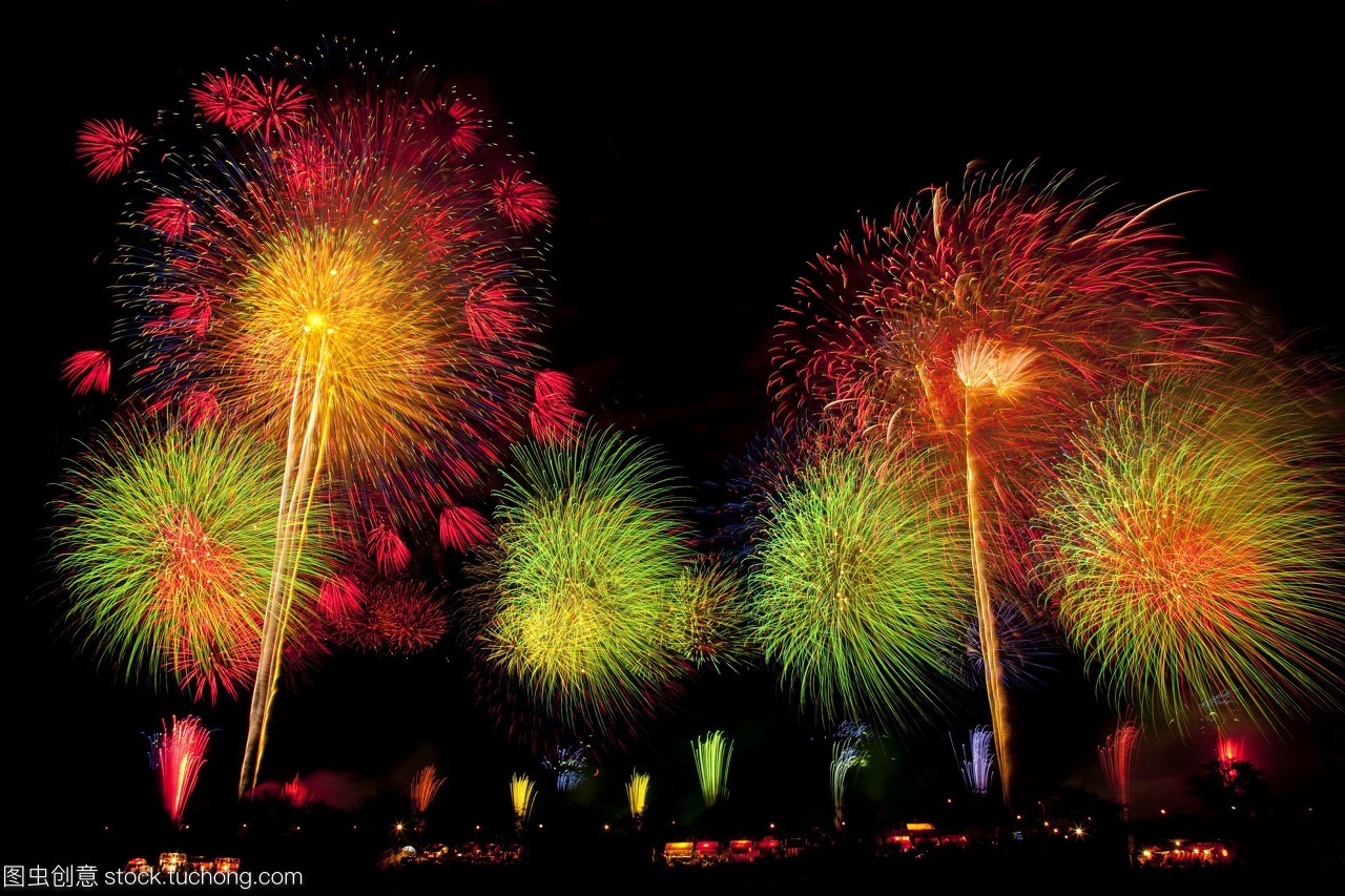 过年应不应该放烟花爆竹?