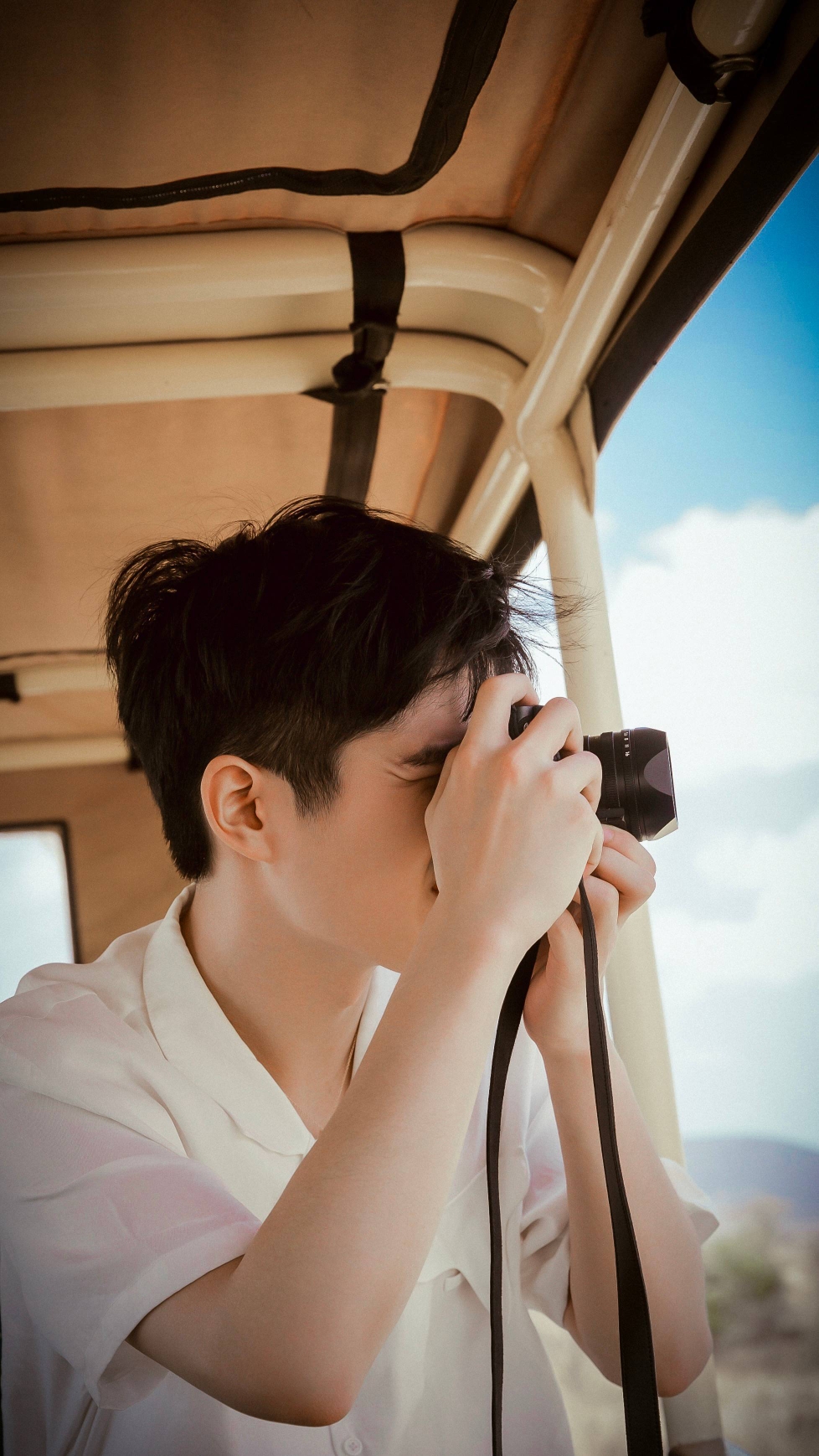 【昊磊/轻虐慎入】《雨间少年》