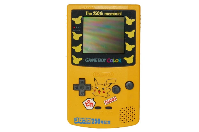 GBC限定收藏(16)——CoroCoro250thMemorial限定 - 哔哩哔哩