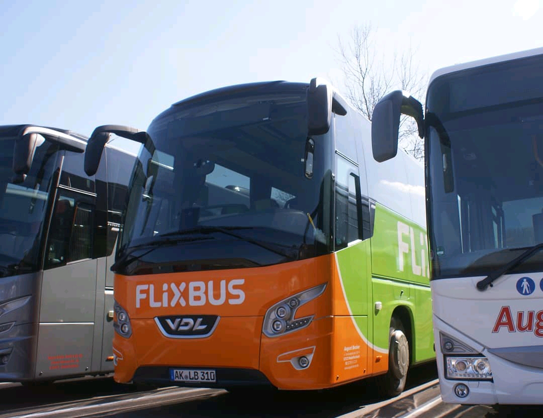 分享外国客车图片(转自外网)