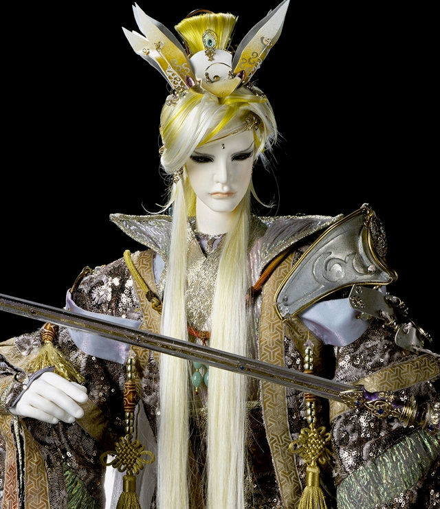 霹雳天越新角色