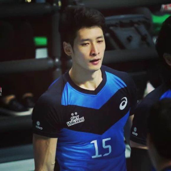 身高198cm的韩国男排双子星靠什么迷住了全韩国大妈?