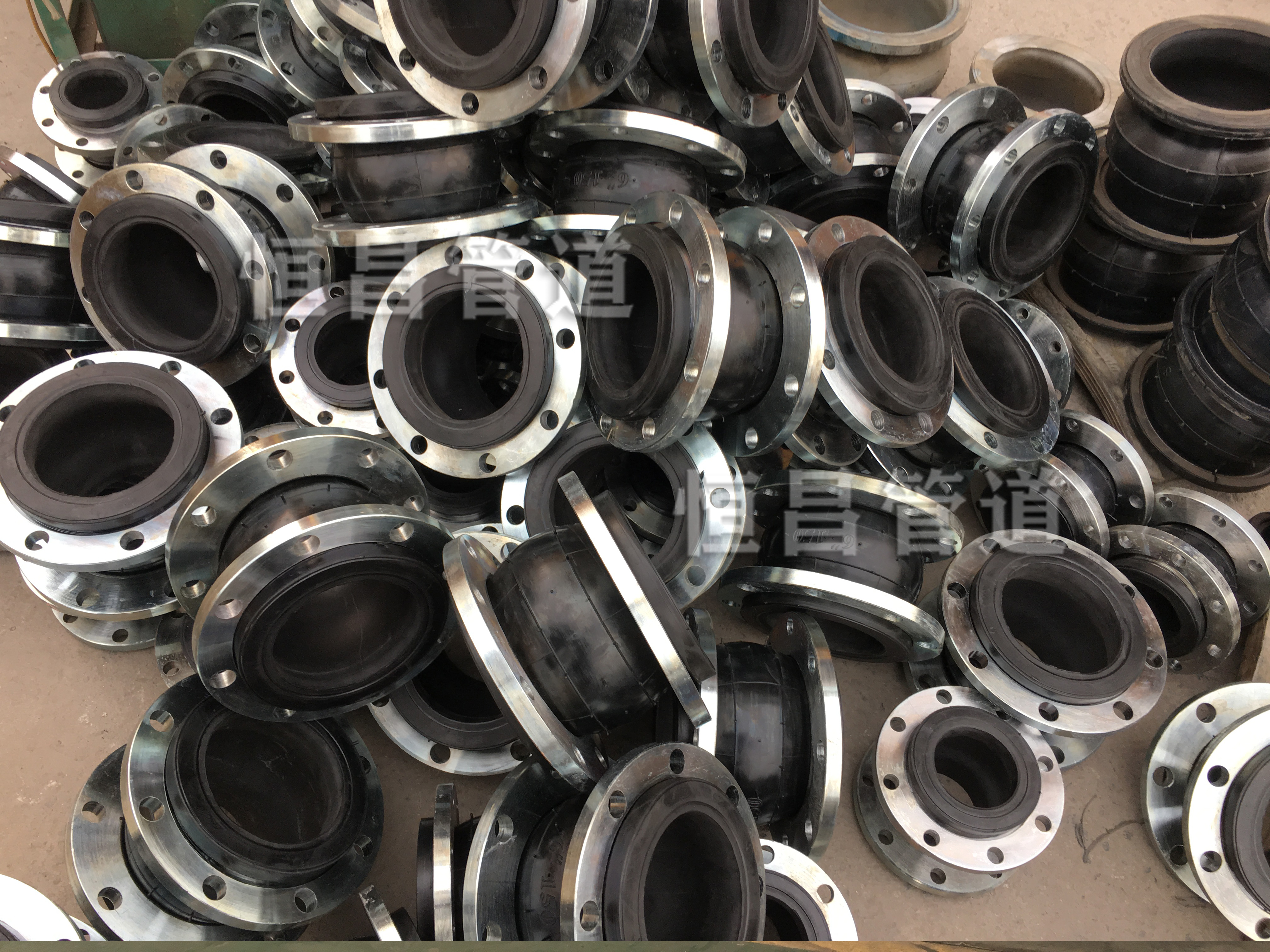 单球体橡胶接头焊接工艺