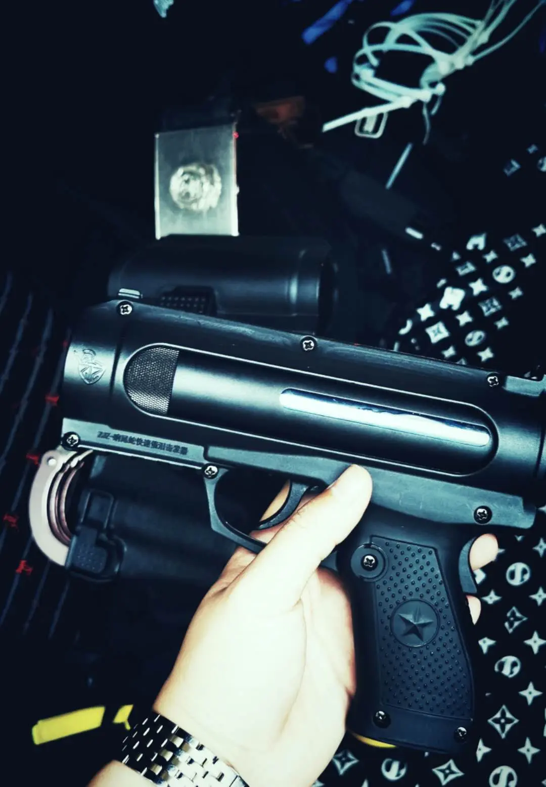 响尾蛇催泪发射器