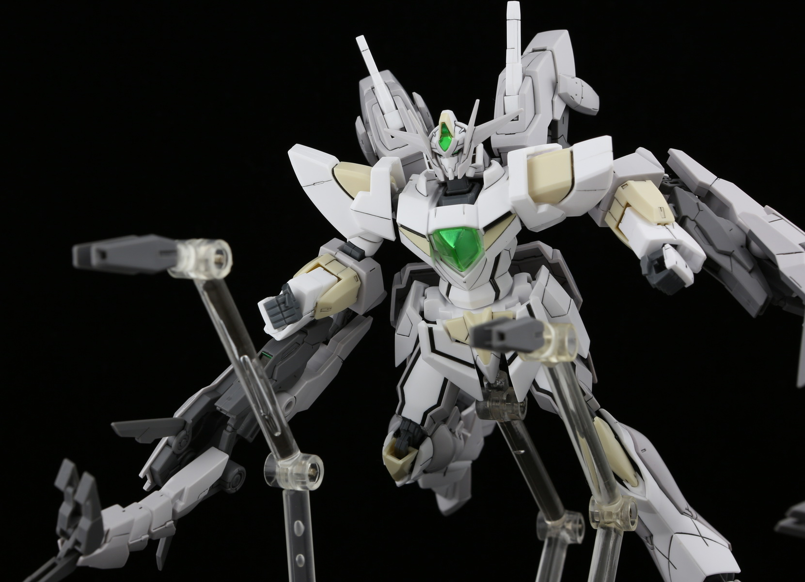【评测】万代 hgbf 逆生高达 模型