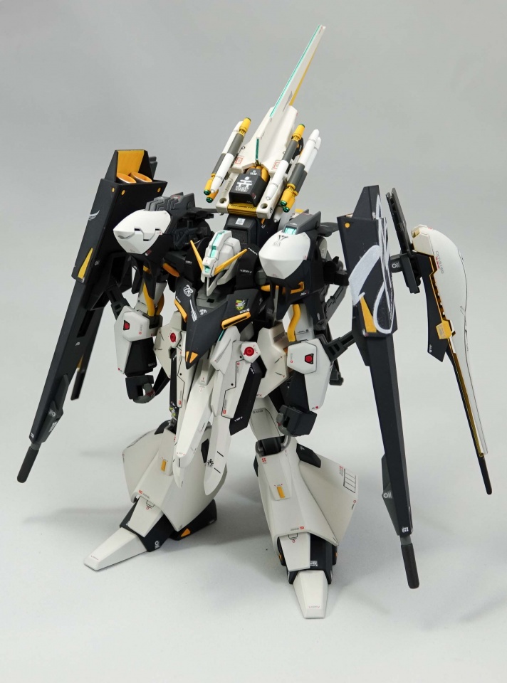 [小t高达秀 aoz tr-5 自改重装型