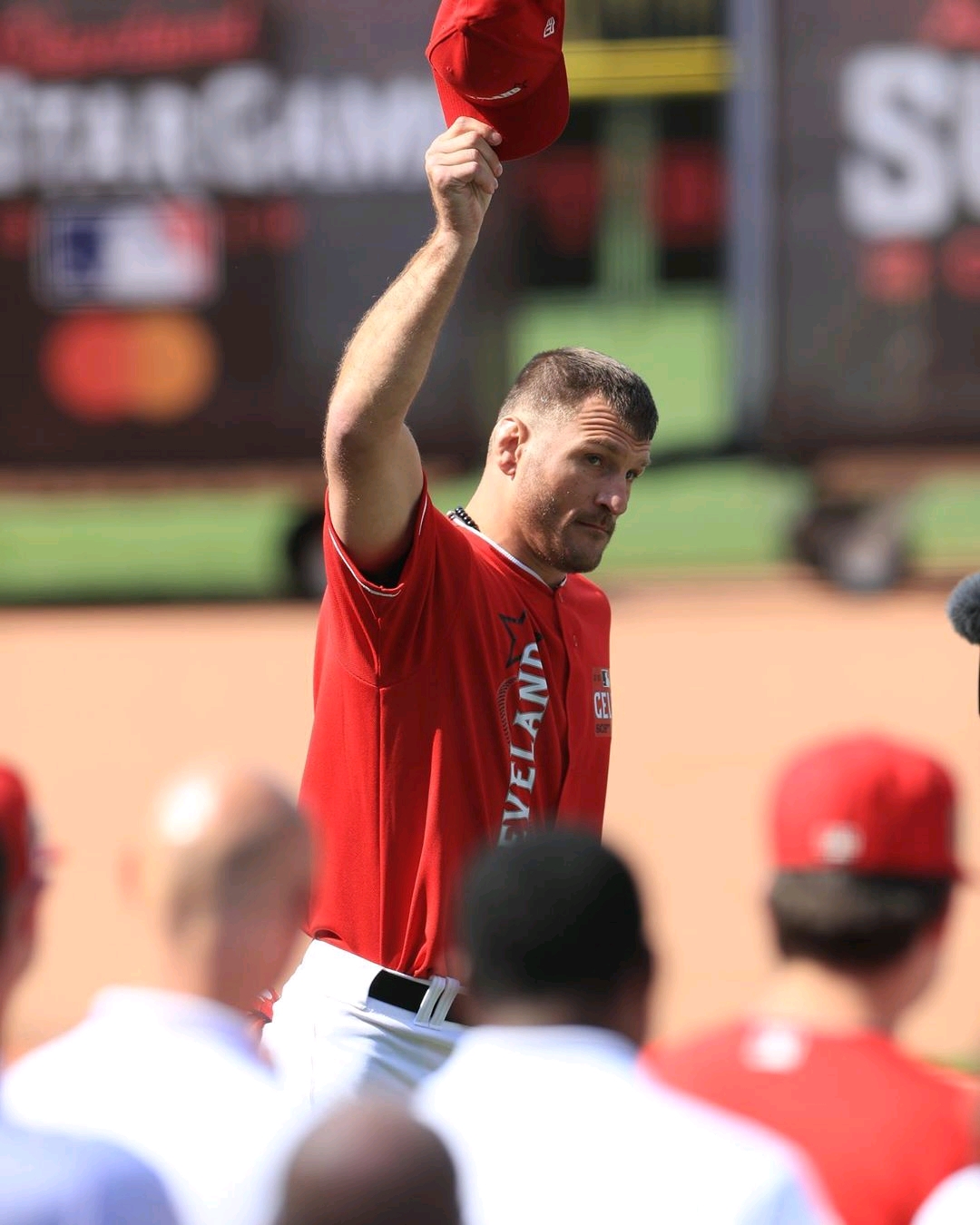 ufc重量级冠军火警米欧奇ins照片自取