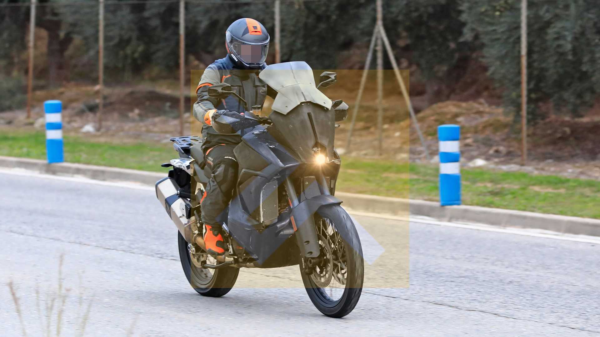 【m&c】超级冒险王伪装上路.ktm 1290 super adventure - 哔哩哔哩