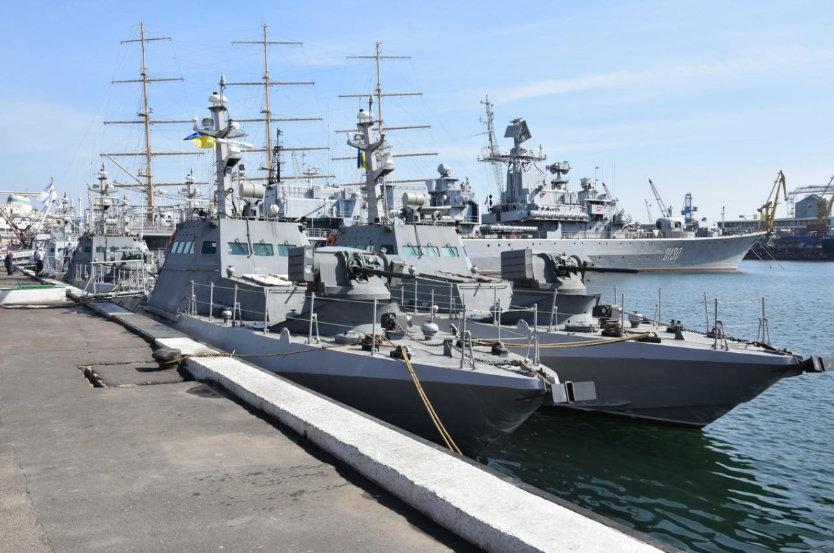 乌克兰俄罗斯军舰图片