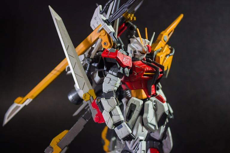 佳作欣赏:mg 1/100 advanced 强袭高达e型