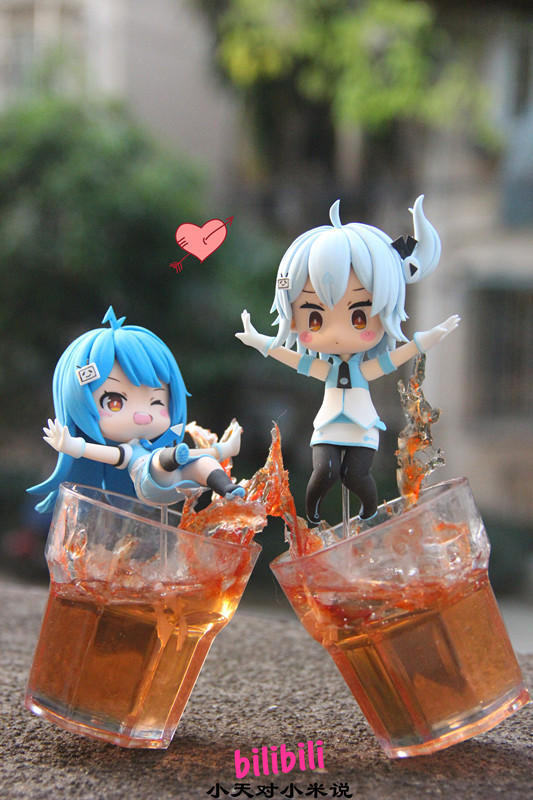 说到正题,每次手机打开b站都会看到2233这个画面,哔哩哔哩,干杯!