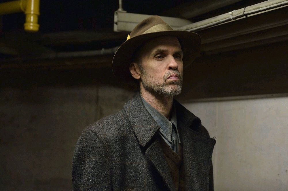 黄卡人 （Yellow Card Man） 哔哩哔哩